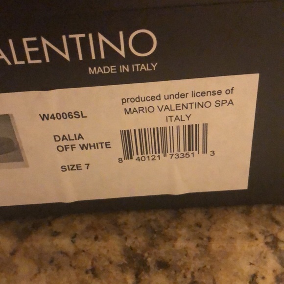 New Valentino Shoes. - Picture 9 of 10